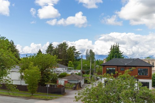 2350 49Th Avenue E, Vancouver, BC 