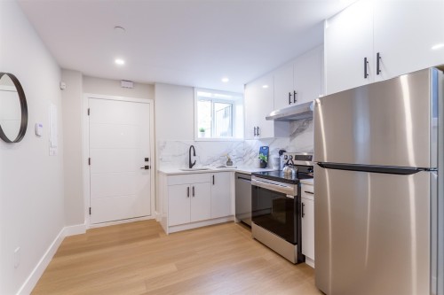 2350 49Th Avenue E, Vancouver, BC 