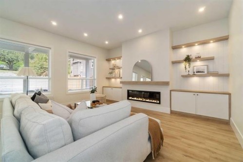 3456A Darwin Avenue, Coquitlam, BC 