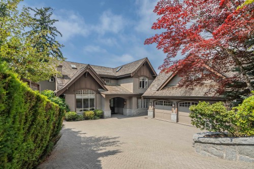 2638 Queens Avenue, West Vancouver, BC 