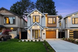 1330 15th Street W North Vancouver, BC V7P 1N2