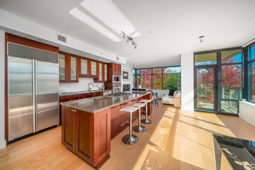 301-1863 Alberni Street, Vancouver, BC 