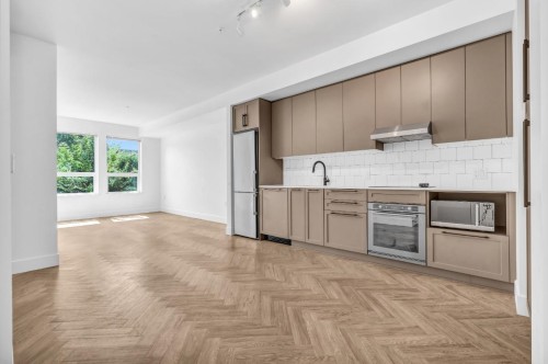 1Xx-9228 Slopes Mews, Burnaby, BC 