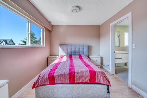 7700 Dampier Drive, Richmond, BC 