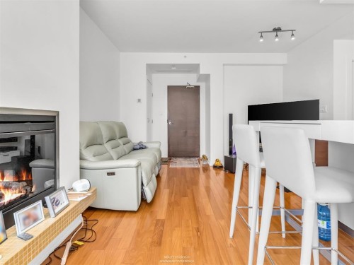 701-1005 Beach Avenue, Vancouver, BC 