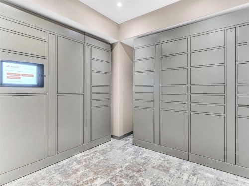 701-1005 Beach Avenue, Vancouver, BC 