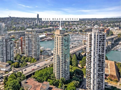 701-1005 Beach Avenue, Vancouver, BC 