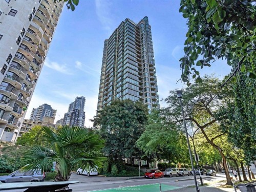 701-1005 Beach Avenue, Vancouver, BC 