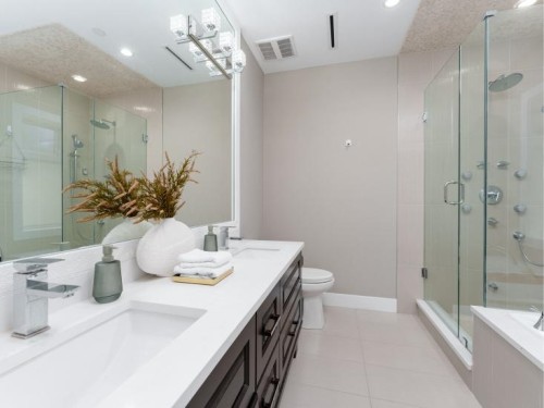 8068 Haig Street, Vancouver, BC 