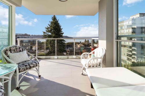 802-1455 Duchess Avenue, West Vancouver, BC 