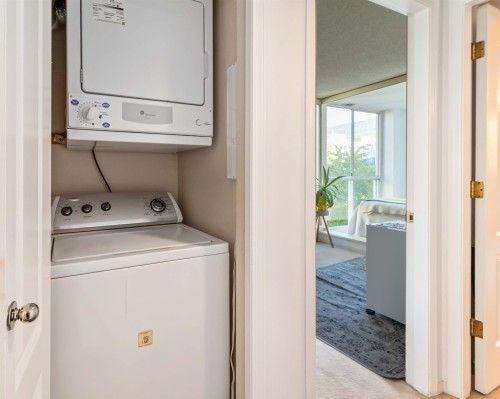 802-1455 Duchess Avenue, West Vancouver, BC 