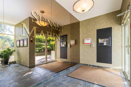 802-1455 Duchess Avenue, West Vancouver, BC 