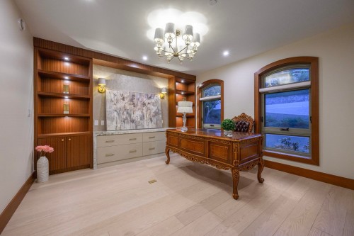 618 Hawstead Place, West Vancouver, BC 