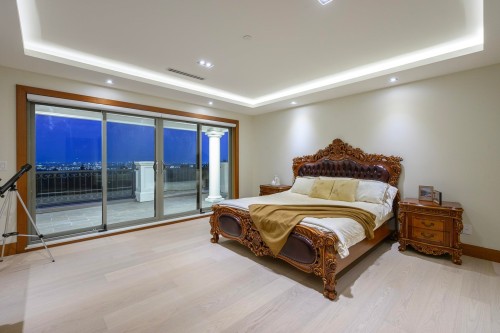 618 Hawstead Place, West Vancouver, BC 