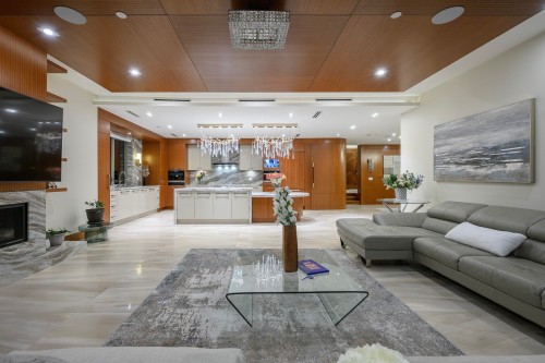 618 Hawstead Place, West Vancouver, BC 