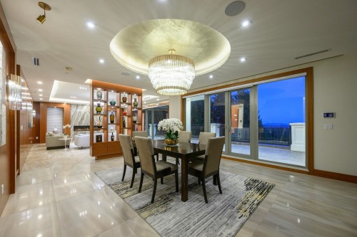 618 Hawstead Place, West Vancouver, BC 