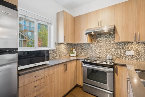 203-7168 Stride Avenue, Burnaby, BC 