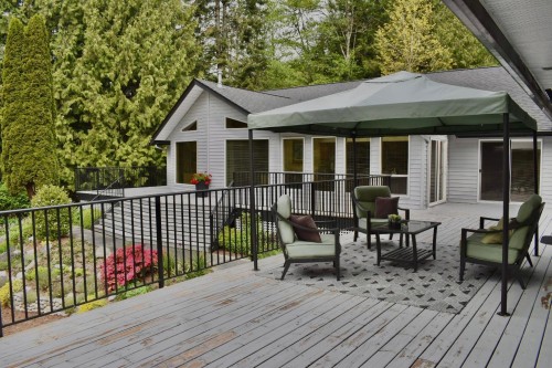 1499 Hanbury Road, Roberts Creek, BC 