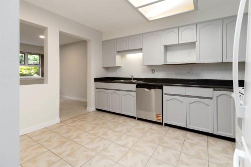 102-1230 Quayside Drive, New Westminster, BC 