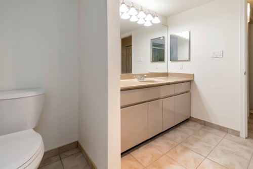 102-1230 Quayside Drive, New Westminster, BC 