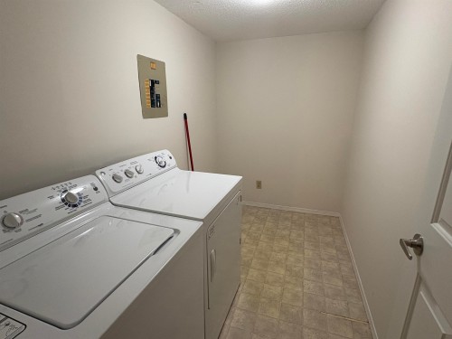 102-1230 Quayside Drive, New Westminster, BC 