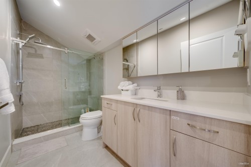 3657 29Th Avenue W, Vancouver, BC 