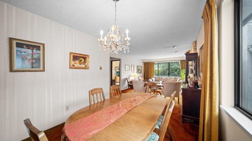 271 38Th Avenue E, Vancouver, BC 