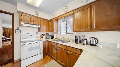 271 38Th Avenue E, Vancouver, BC 