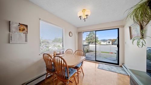 271 38Th Avenue E, Vancouver, BC 