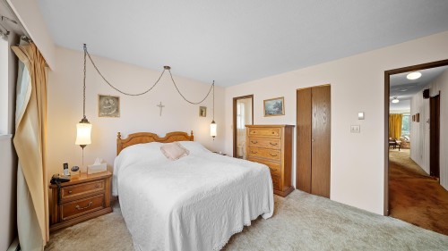 271 38Th Avenue E, Vancouver, BC 