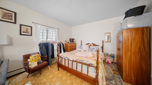 271 38Th Avenue E, Vancouver, BC 