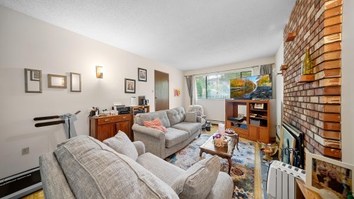 271 38Th Avenue E, Vancouver, BC 