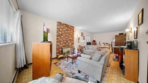 271 38Th Avenue E, Vancouver, BC 