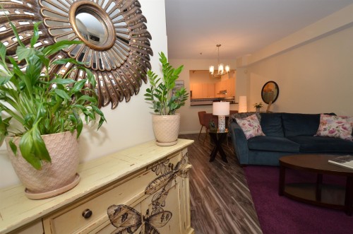 7-123 Seventh Street, New Westminster, BC 