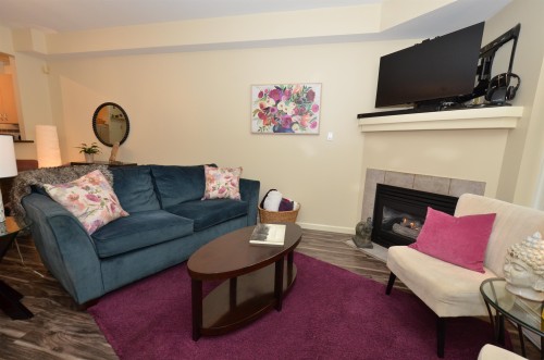 7-123 Seventh Street, New Westminster, BC 