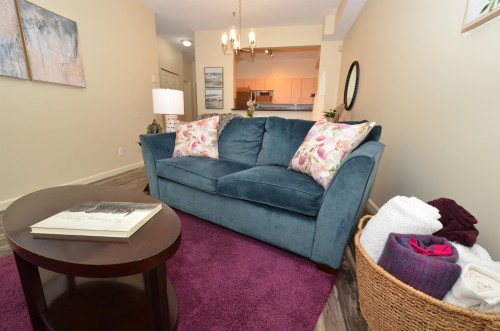 7-123 Seventh Street, New Westminster, BC 