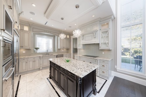 9640 Bates Road, Richmond, BC 