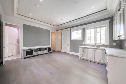 9640 Bates Road, Richmond, BC 