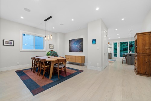 3404 Mamquam Road, Squamish, BC 