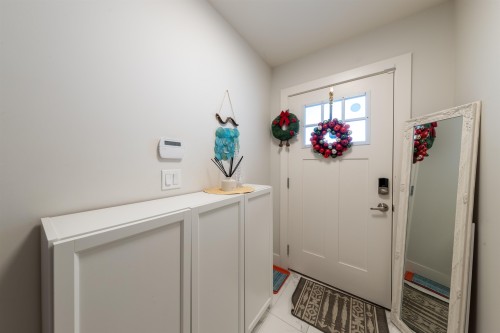 9-9211 Mckim Way, Richmond, BC 