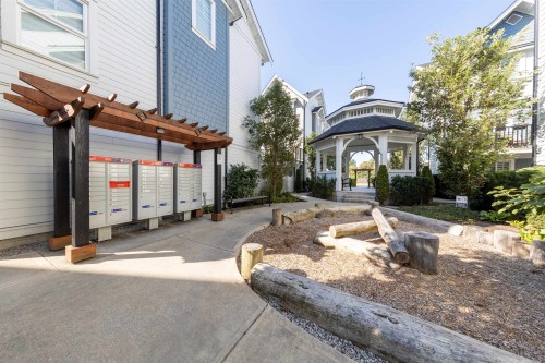 9-9211 Mckim Way, Richmond, BC 