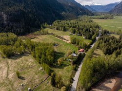 7869 Pemberton Meadows Road  Pemberton, BC V0N 2L2