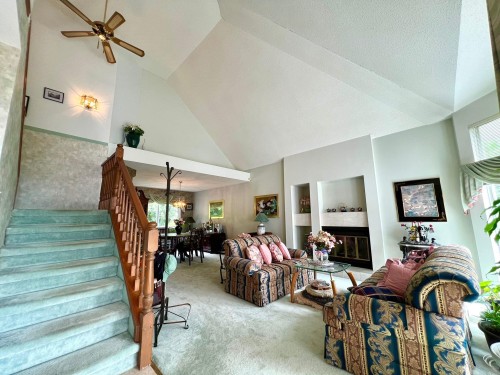 1207 Durant Drive, Coquitlam, BC 