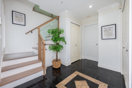 748 62Nd Avenue E, Vancouver, BC 