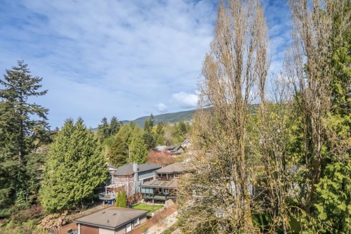 606-1425 Esquimalt Avenue, West Vancouver, BC 