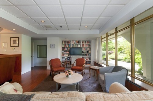 606-1425 Esquimalt Avenue, West Vancouver, BC 