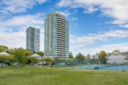 1803-6659 Southoaks Crescent  Burnaby, BC V5E 4M9