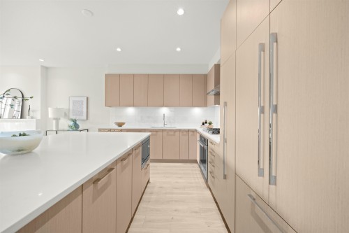 122-5311 Admiral Way, Delta, BC 