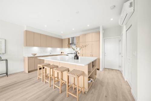 122-5311 Admiral Way, Delta, BC 