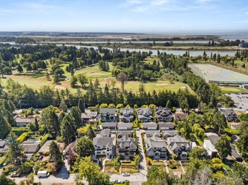 3838 50Th Avenue W, Vancouver, BC 